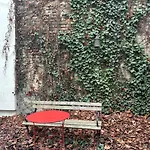 Апартаменты Cozy Near Station
